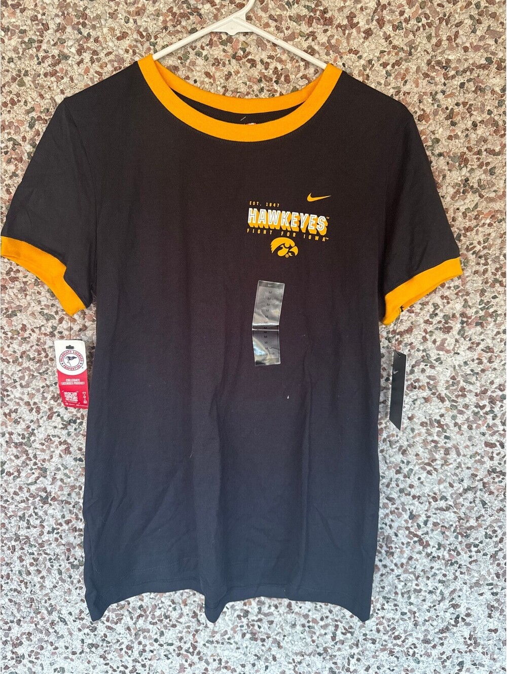 Nike Iowa Hawkeyes Ringer Tee Women's M NWT Black Gold DC3859-010